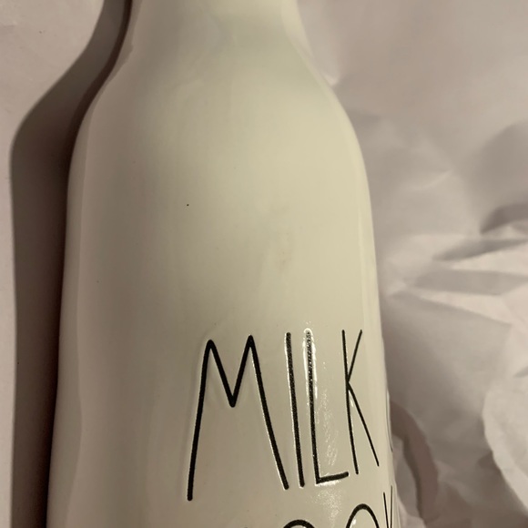 COPY - Rae Dunn milk and cookies jug - Picture 3 of 4